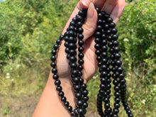 Charger l'image dans la galerie, Perles en jais entre 6 et 10mm