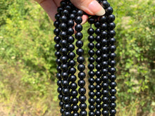 Charger l'image dans la galerie, Perles en spinelle noir entre 4 et 8mm