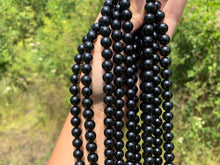 Charger l'image dans la galerie, Perles en spinelle noir entre 4 et 8mm