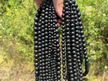 Charger l'image dans la galerie, Perles en shungite entre 4 et 10mm