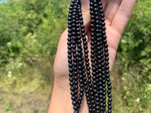 Charger l'image dans la galerie, Perles en shungite entre 4 et 10mm