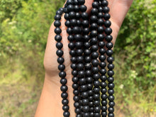 Charger l'image dans la galerie, Perles en shungite entre 4 et 10mm