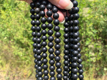 Charger l'image dans la galerie, Perles en shungite entre 4 et 10mm