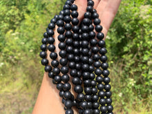 Charger l'image dans la galerie, Perles en shungite entre 4 et 10mm