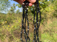 Charger l'image dans la galerie, Perles en onyx entre 4 et 14mm