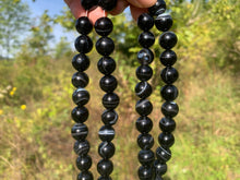 Charger l'image dans la galerie, Perles en onyx entre 4 et 14mm