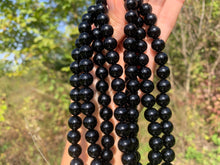 Charger l'image dans la galerie, Perles en agate noire entre 4 et 20mm