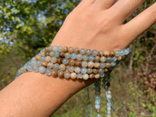 Charger l'image dans la galerie, Perles en calcite bleue entre 6 et 10mm