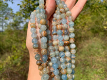 Charger l'image dans la galerie, Perles en calcite bleue entre 6 et 10mm