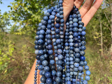 Charger l'image dans la galerie, Perles en dumortiérite entre 4 et 8mm