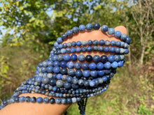 Charger l'image dans la galerie, Perles en dumortiérite entre 4 et 8mm