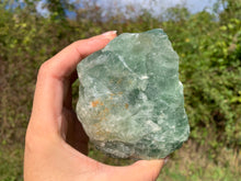 Charger l'image dans la galerie, Fluorite brut de Madagascar