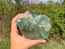 Charger l'image dans la galerie, Fluorite brut de Madagascar