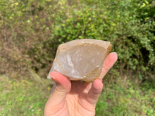 Charger l'image dans la galerie, Cristal de roche brut de Madagascar