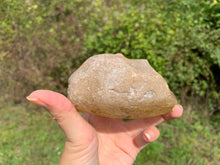 Charger l'image dans la galerie, Cristal de roche brut de Madagascar