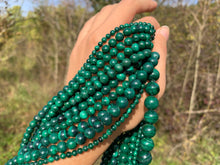 Charger l'image dans la galerie, Perles en malachite entre 4 et 10mm MU
