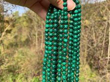 Charger l'image dans la galerie, Perles en malachite entre 4 et 10mm MU