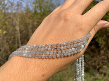 Charger l'image dans la galerie, Perles en pierre de lune grise 4mm PLGD