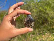 Charger l'image dans la galerie, Microcline / Pierre de lune 4