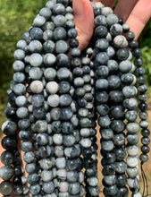Charger l'image dans la galerie, Perles en oeil d'aigle entre 6 et 10mm OAU