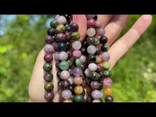 Charger et lire la vidéo dans la visionneuse de la Galerie, Perles en tourmaline multicolore entre 6 et 8mm