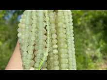 Charger et lire la vidéo dans la visionneuse de la Galerie, Perles en calcite verte entre 6 et 10mm