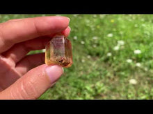 Charger et lire la vidéo dans la visionneuse de la Galerie, VENDU Citrine brut 56