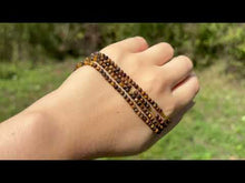 Charger et lire la vidéo dans la visionneuse de la Galerie, Perles en oeil de tigre facettées entre 2 et 4mm