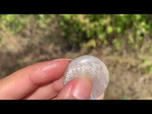 Charger et lire la vidéo dans la visionneuse de la Galerie, VENDU Labradorite blanche d'Afrique 49