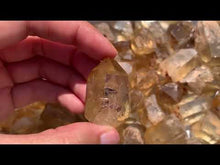 Charger et lire la vidéo dans la visionneuse de la Galerie, Citrine brut 25