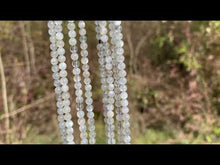 Charger et lire la vidéo dans la visionneuse de la Galerie, Perles en pierre de lune grise 4mm PLGD