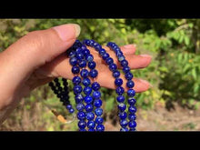 Charger et lire la vidéo dans la visionneuse de la Galerie, Perles en lapis-lazuli entre 4 et 10mm LT