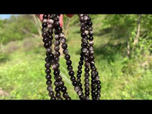 Charger et lire la vidéo dans la visionneuse de la Galerie, Perles en obsidienne argentée entre 6 et 8mm OAD