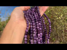 Charger et lire la vidéo dans la visionneuse de la Galerie, Perles en lépidolite entre 6 et 10mm