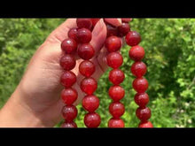 Charger et lire la vidéo dans la visionneuse de la Galerie, Perles en cornaline / agate rouge entre 4 et 14mm CAD