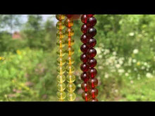 Charger et lire la vidéo dans la visionneuse de la Galerie, Perles en ambre, couleur multiple, entre 6 et 8mm