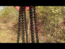 Charger et lire la vidéo dans la visionneuse de la Galerie, Perles en jade néphrite noir entre 6 et 8mm