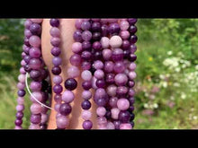 Charger et lire la vidéo dans la visionneuse de la Galerie, Perles en sugillite entre 6 et 10mm