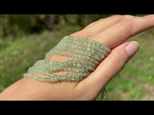 Charger et lire la vidéo dans la visionneuse de la Galerie, Perles en préhnite en 4mm