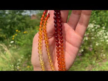 Charger et lire la vidéo dans la visionneuse de la Galerie, Perles en ambre, couleur multiple, entre 6 et 8mm