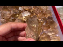 Charger et lire la vidéo dans la visionneuse de la Galerie, Citrine brut 46