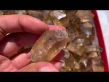 Charger et lire la vidéo dans la visionneuse de la Galerie, Citrine brut 76