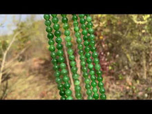 Charger et lire la vidéo dans la visionneuse de la Galerie, Perles en jade néphrite vert