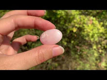 Charger et lire la vidéo dans la visionneuse de la Galerie, Opale Commune Rose 25