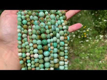 Charger et lire la vidéo dans la visionneuse de la Galerie, Perles en calcédoine entre 6 et 10mm