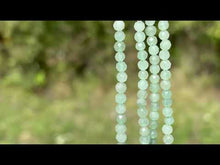 Charger et lire la vidéo dans la visionneuse de la Galerie, Perles en aventurine verte facettées entre 2 et 4mm