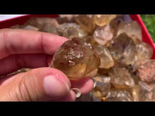 Charger et lire la vidéo dans la visionneuse de la Galerie, Citrine brut 48