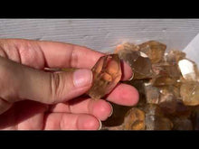 Charger et lire la vidéo dans la visionneuse de la Galerie, Citrine brut 16