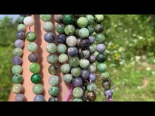 Charger et lire la vidéo dans la visionneuse de la Galerie, Perles en zoïsite et tanzanite entre 4 et 8mm