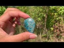 Charger et lire la vidéo dans la visionneuse de la Galerie, VENDU Apatite bleue 27